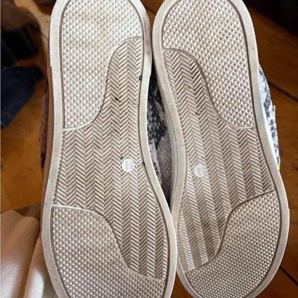 Steve Madden Reeves Python Sneaker - Picture 4 of 5